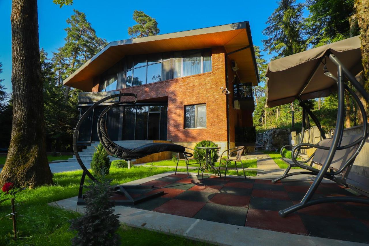 Hotel Evergreen بورجومي المظهر الخارجي الصورة